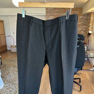 Prada Men’s Charcoal Gray Houndstooth Wool Dress Pants — 34x32